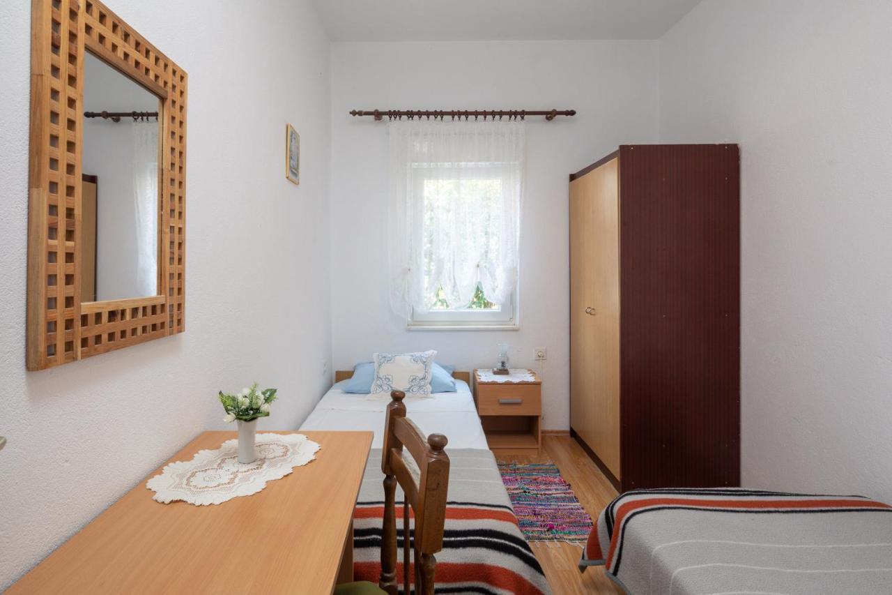 ספליט Apartments Near Beach Babic מראה חיצוני תמונה