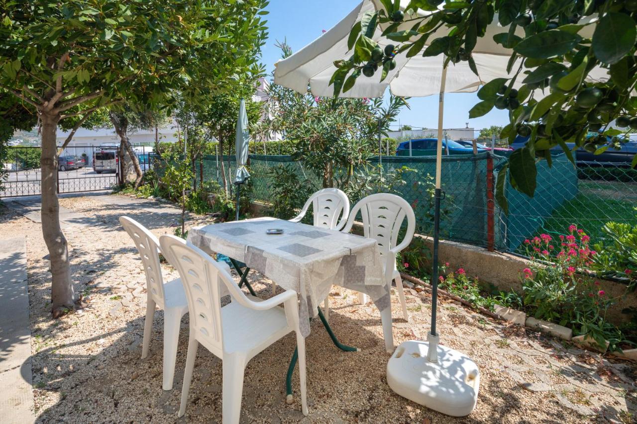 ספליט Apartments Near Beach Babic מראה חיצוני תמונה