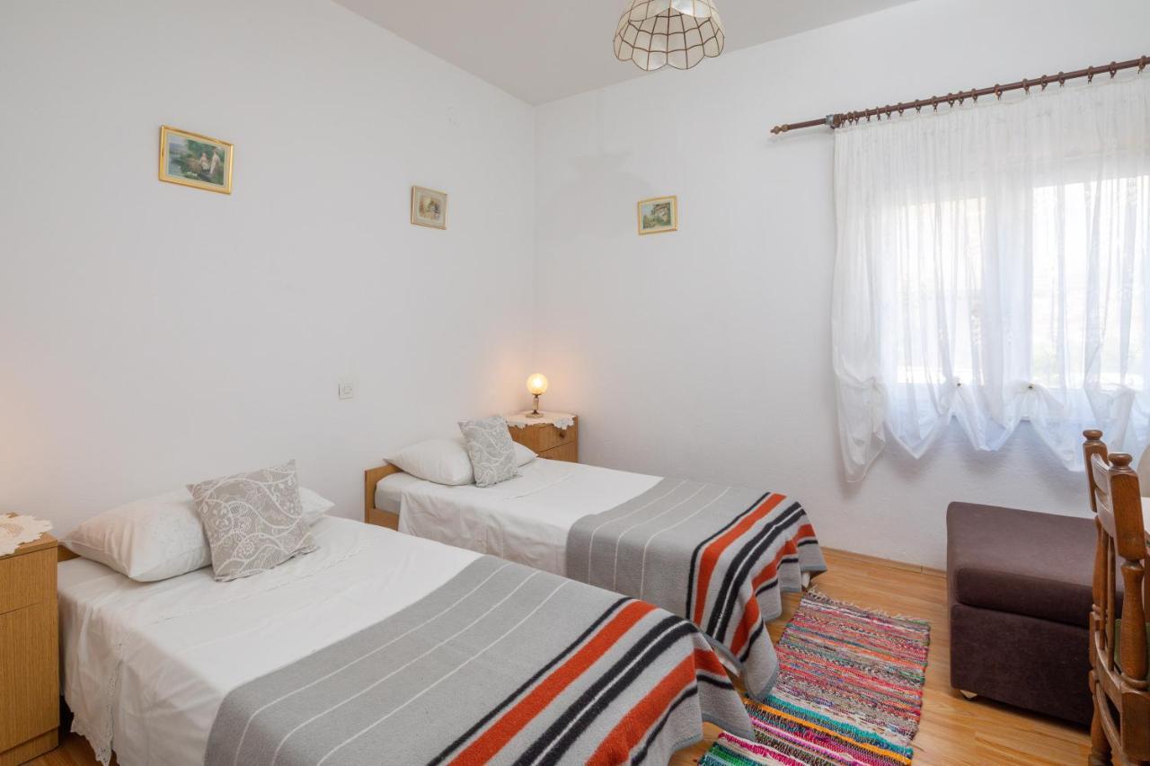 ספליט Apartments Near Beach Babic מראה חיצוני תמונה