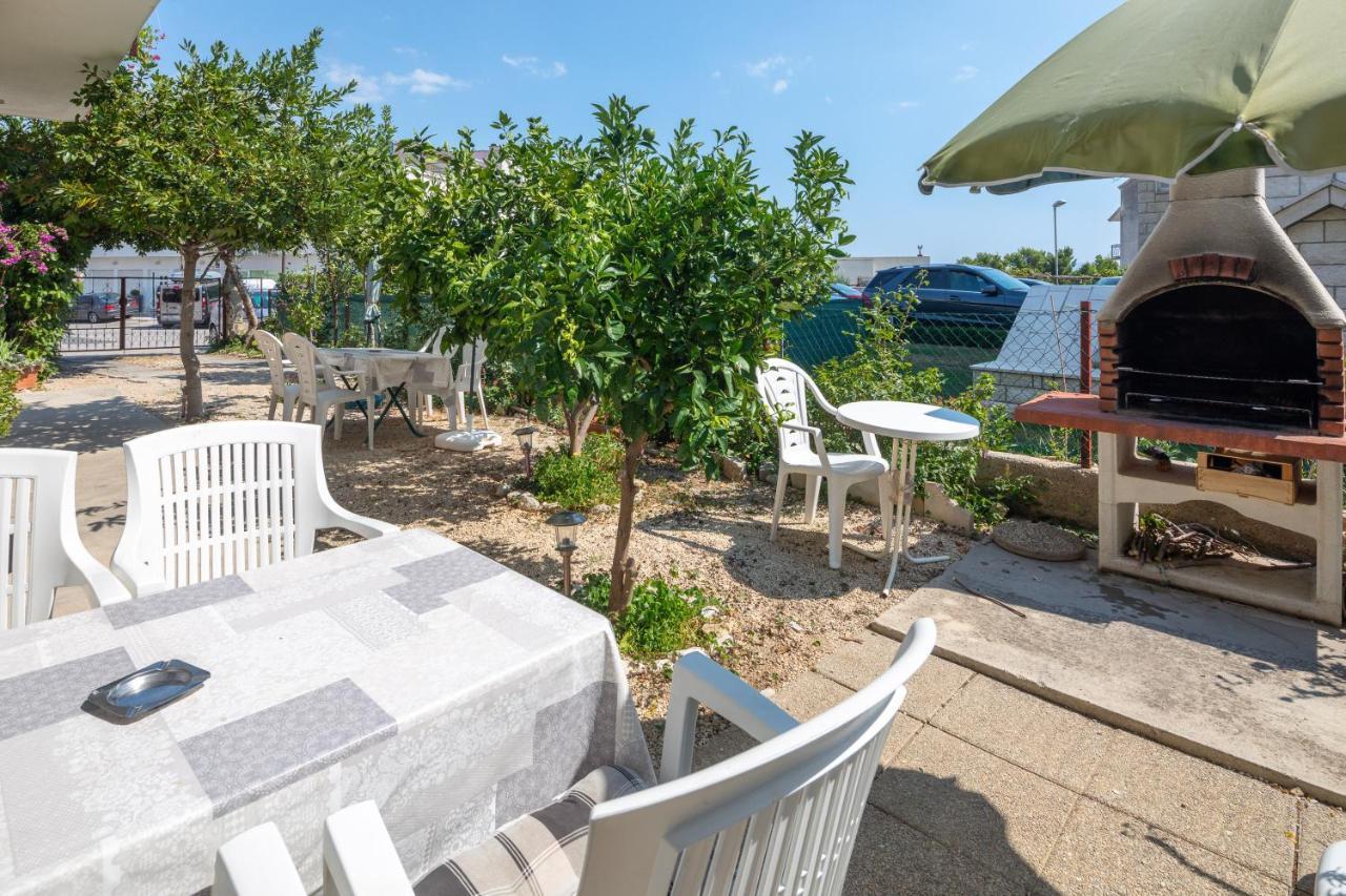 ספליט Apartments Near Beach Babic מראה חיצוני תמונה