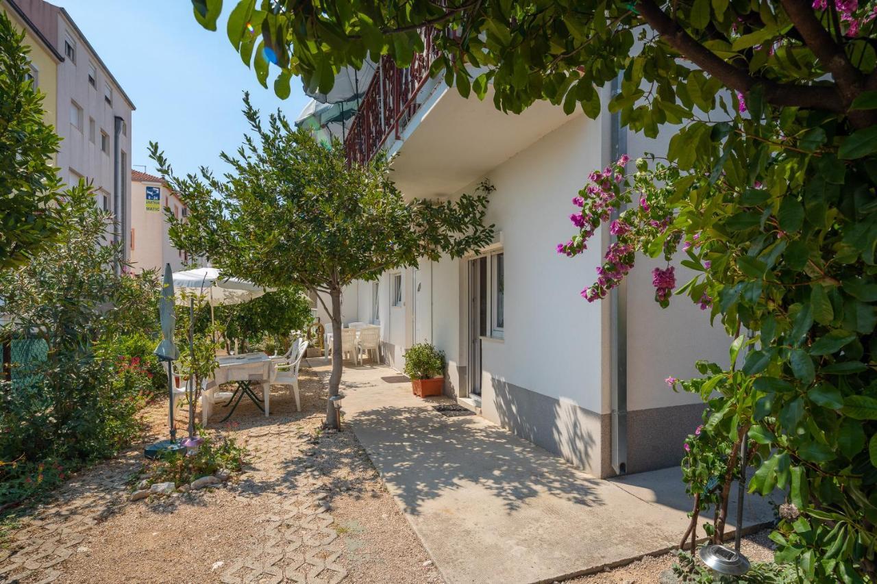 ספליט Apartments Near Beach Babic מראה חיצוני תמונה